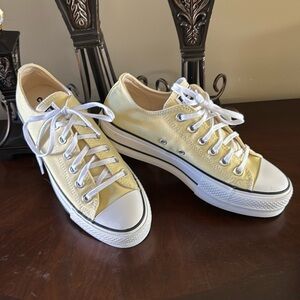 NEW Women Converse AllStar Platform SZ US8
